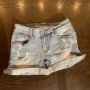 American Eagle light wash denim shorts